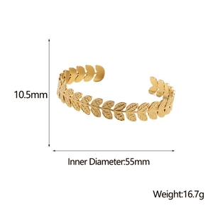 Details zum Blattarmband: Breite 10,5mm, Innendurchmesser 55mm und Gewicht 16,7g