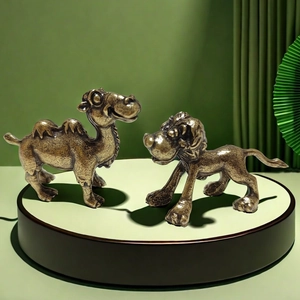Retro Antique Brass Animal Figurine Miniature Lion Camel Desktop Decor Ornament Tea Pet Metal Craft Handcrafted Style