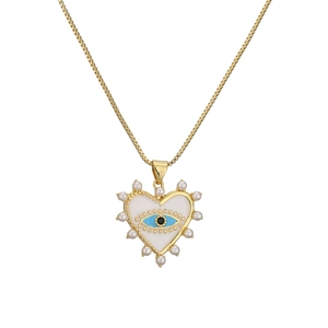 Collana cuore dorata con motivo malocchio e bordo di perle su catena a scatola