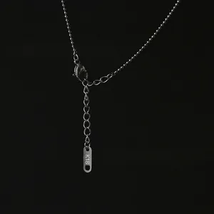 Sparkling star necklace with lobster clasp, extender chain and K18 engraved tag