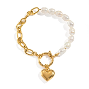 Klassisches Perlen-Herzarmband mit goldener Edelstahlkette und Herzanhänger