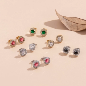 Boucles d'Oreilles Clous Carrées en Acier Titane avec Strass Géométriques Vintage Minimalistes Or Argent Plaqué Bijoux Femme