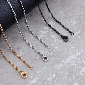 Colliers à perles en acier inoxydable en or, argent et noir avec fermoir mousqueton robuste