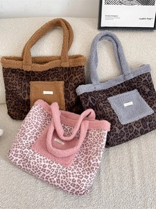 Fashionable leopard print tote bag with sherpa fleece pockets in three stylish colors