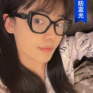 Classic black oversized cat-eye glasses with anti-blue light lenses for women