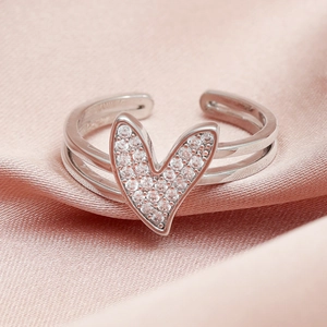 Anello a doppio strato minimalista in argento con cuore di zirconi e design aperto