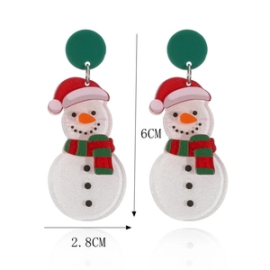 Detail view of 6cm snowman earrings with festive glitter finish and dimensions