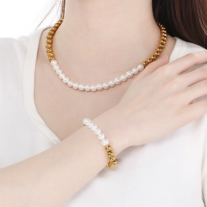 Collier Et Bracelet En Acier Inoxydable Künstliche Perle De Coquille Plaqué Or 18K Élégant Minimaliste Pour Femmes