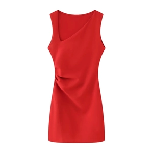 Elegant red sleeveless dress with ruched side details and a stylish slim fit cut