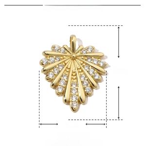 Detailed view of heart-shaped copper zircon pendant with 19x22mm dimension display