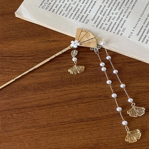 Épingle à cheveux dorée en forme d'éventail avec pendentifs ginkgo et fleurs