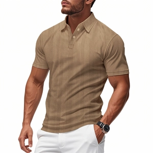 Polo da uomo a maniche corte color terra con trama in maglia a nido d'ape verticale