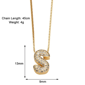Detailansicht vergoldete 45cm Halskette mit S-Anhänger und Zirkonia Besatz