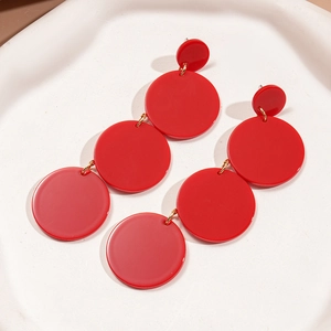 Three-tier red acrylic geometric round drop earrings with elegant gold link rings