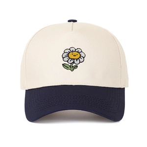Fashionable daisy smile embroidery baseball cap with cream crown and navy blue brim