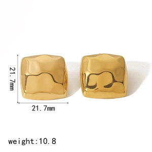 Square 18k gold plated stainless steel stud earrings with hammered texture finish