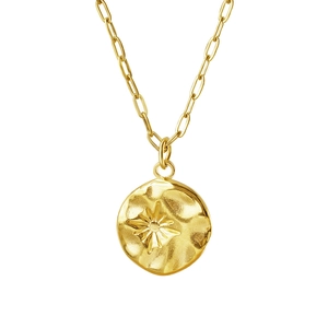 Collier doré avec pendentif étoile polaire, texture martelée et chaîne trombone