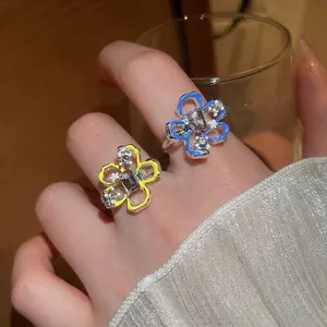 Anello Aperto a Fiore in Smalto Lega Con Strass per Donna Regolabile Gioielli Botanici da Festa Regalo per Anello al Dito