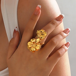 European Style Stainless Steel Double Flower Ring For Women 18K Gold Plated Exaggerated Floral Open Adjustable Finger Jewelry