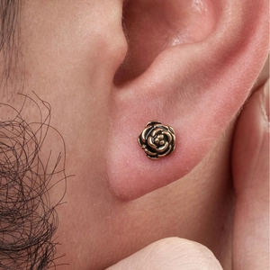 Men's fashion rose flower stud earring in black and gold stainless steel finish