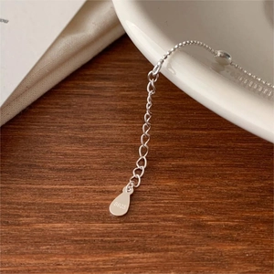 S925 sterling silver olive bead bracelet featuring a minimalist geometric design for women