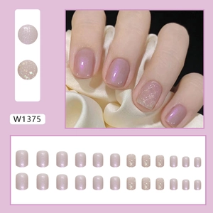 Korte vierkante paarse aurora glitter kunstnagels set met glanseffect W1375
