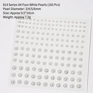 Detail of 165pcs self-adhesive white pearls in mixed sizes 3mm to 6mm for hair and nail art