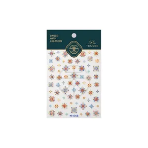 Autocollants nail art bohème avec mandalas géométriques colorés et accents dorés 3D