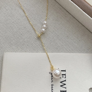 Elegant s925 silver Y-shaped tassel necklace with white pearls and gold metal chain