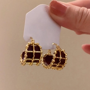 Retro round gold plated hoop earrings with red checkered pattern design
