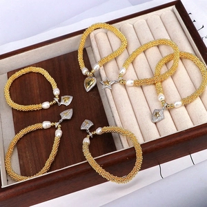 Künstliche Perlenarmband Mit Kupfer Zirkonia Anhängern Und Künstliche Perlen Vintage Elegant Stern Mond Herz Schmuck Für Damen