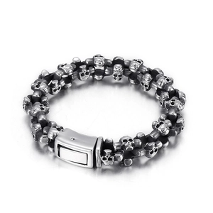 Retro punk style stainless steel skull bracelet for men with vintage silver finish