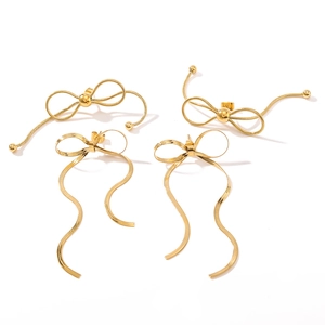 Elegant 18K gold plated stainless steel bow snake chain tassel earrings for women