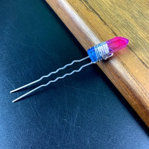 Detail of U-shaped hair pin with gradient crystal and silver wire wrap detail