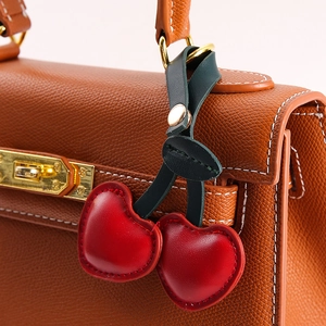 Pastoral Style Heart Shaped Leather Cherry Keychain Bag Charm For Women Cute Fruit Pendant Handbag Accessory Gift