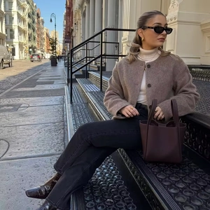 Giacca Donna Girocollo Peluche Manica Lunga Bottoni Corta Elegante Tinta Unita Cappotto Morbido Casual Autunno