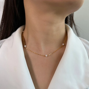 925 Sterling Silver Gold Chain with Baroque Freshwater Pearls Necklace on a Woman
