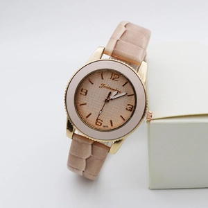 Women Quartz Watch Elegant Alloy Case Grid Dial PU Leather Strap Crocodile Pattern Fashion Casual Wristwatch For Lady