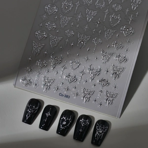 Autocollants ongles 5D argent Y2K avec motifs cœur, papillon et croix sur ongles