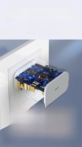 Detailansicht des PD 20W USB-C Ladegeräts mit integriertem intelligentem Schutz-Chip