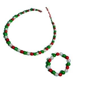 Christmas jewelry set with red, green and white beaded necklace and bracelet