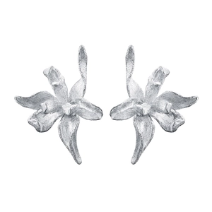 Handcrafted S925 sterling silver forget-me-not iris flower stud earrings for women