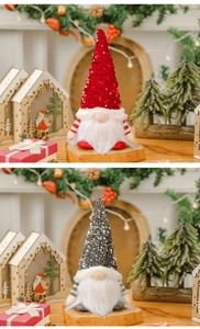 Détails de gnomes à paillettes avec LED et barbe en peluche dans un décor de Noël chaleureux