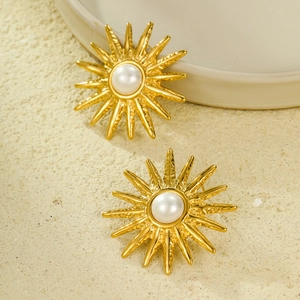 Vintage French style sun flower earrings with pearls in gold stainless steel finish