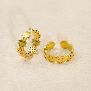 Gold-plated hollow daisy flower and smiley face stainless steel open rings for women