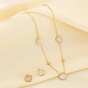 Stainless Steel Gold Plated Mother Of Artificial Pearl Shell Flower Necklace And Stud Earrings For Women Minimalist Zirconia