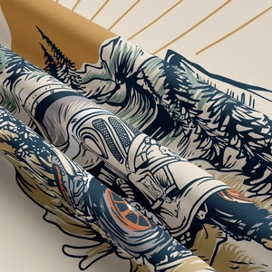 Détail d'une tapisserie de camping montrant un motif de forêt et une texture tissée