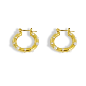 Classic 18k gold plated stainless steel hoop earrings with white pearls and zircons