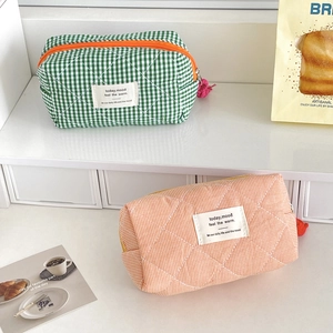 Quilted plaid makeup pouch set in green and orange pink with cute tassel details