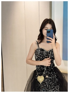 Mini heart-shaped evening bag with shimmering rhinestones and elegant chain strap detail